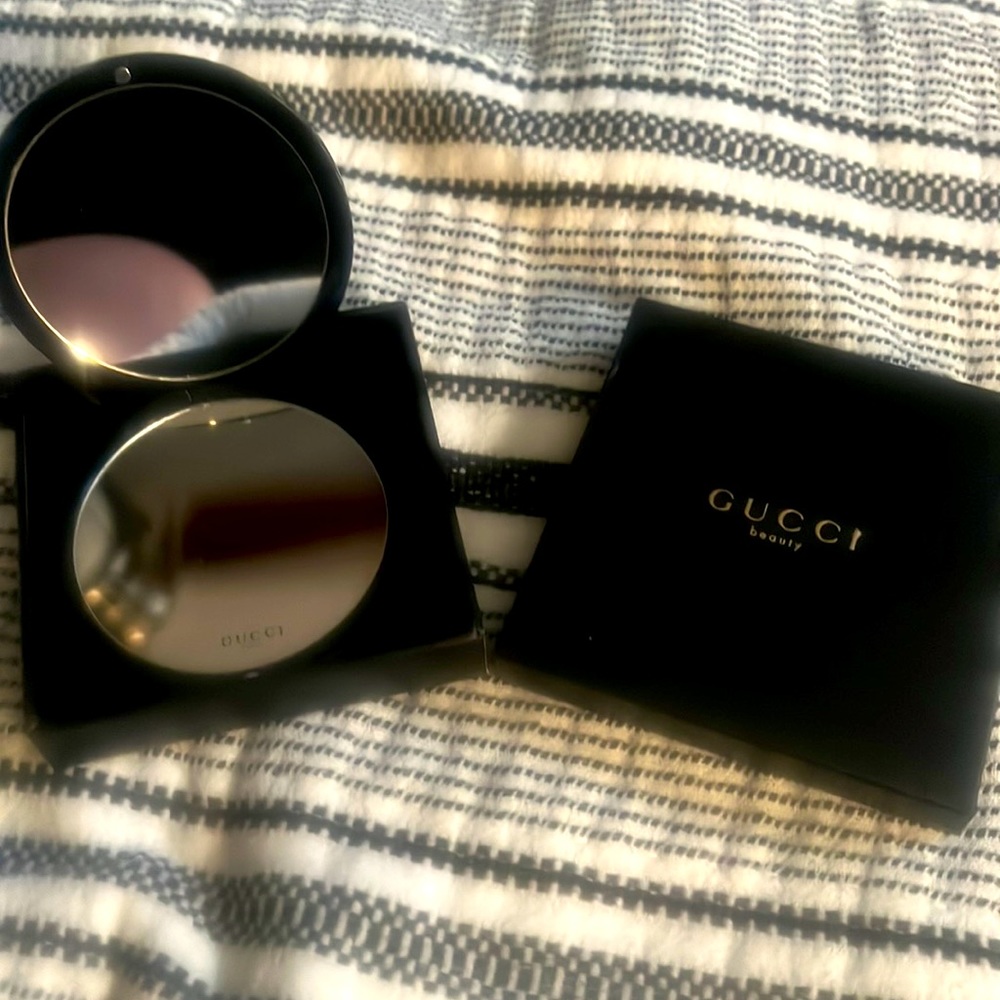 Gucci Black pocket Mirror new